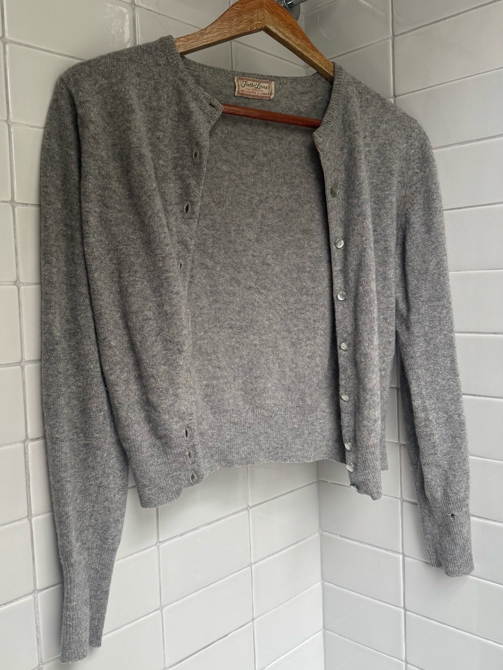 Lightweight Gray Button-Front Women's Cardigan 100% Cashmere Size S